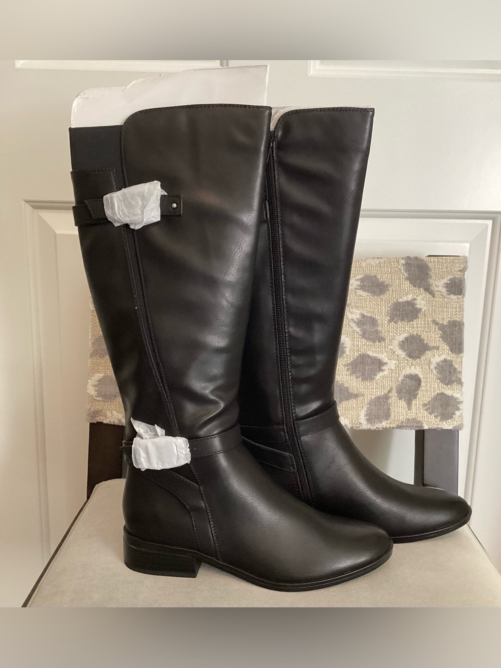 Naturalizer “Sahara” Black Boots